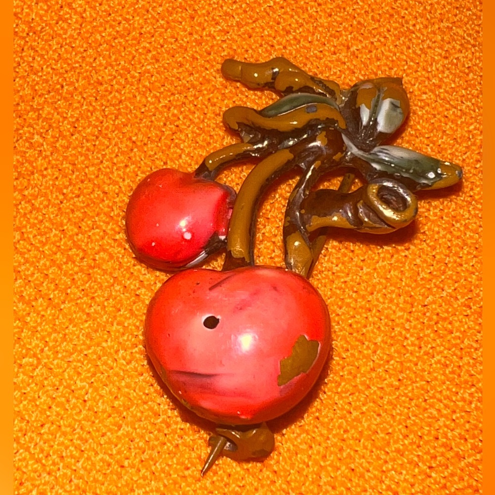 🍒❤️Cherry Brooch🍒❤️ - Picture 3 of 5
